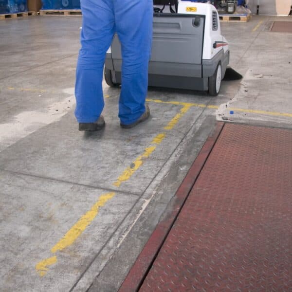 Veegmachine Dulevo 900