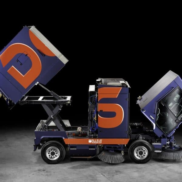 Straatveegmachine Dulevo D6 – 5/6m3 inhoud