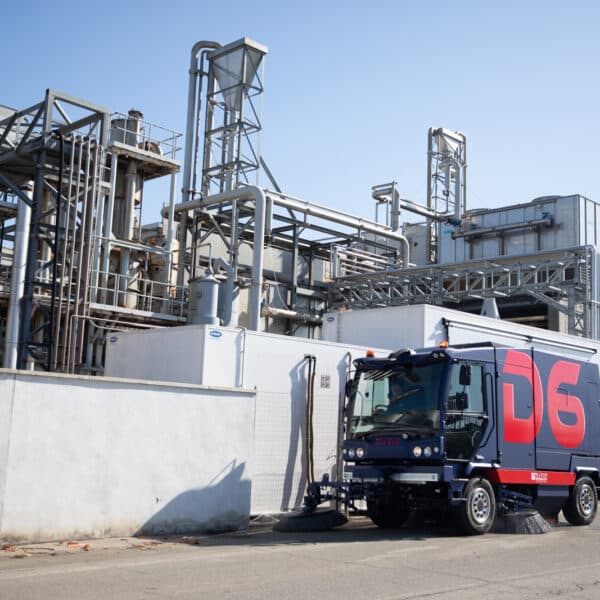 Straatveegmachine Dulevo D6 – 5/6m3 inhoud
