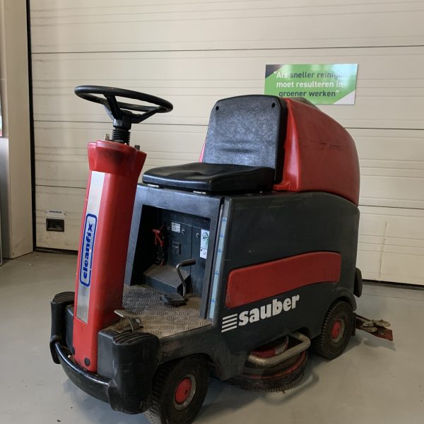 Tweedehands Cleanfix Sauber RA 900 schrobmachine