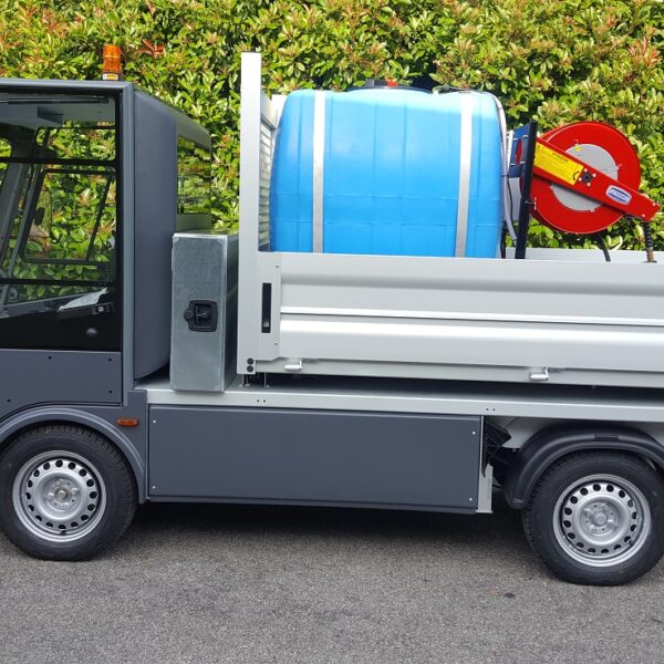 Elektrische hogedrukreiniger op e-truck