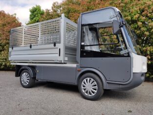 elektrisch voertuig pick-up met kiepbak